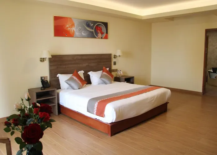 Sm Hotel Plus